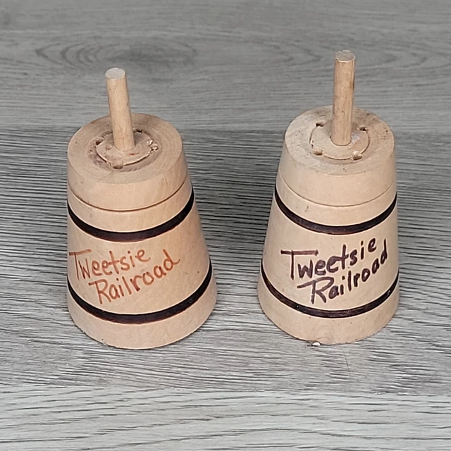 Vintage Tweetsie Railroad Brown Wooden Butter Churn Salt & Pepper Shakers
