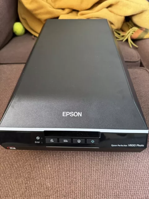 Epson Perfection V600 Home Photo Scanner  “FAULTY”