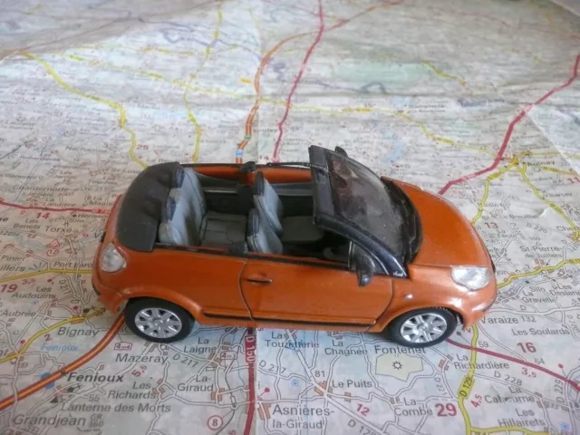 CITROËN C 3 Pluriel 2003 Universal Hobbies Passion Citroên 1/43