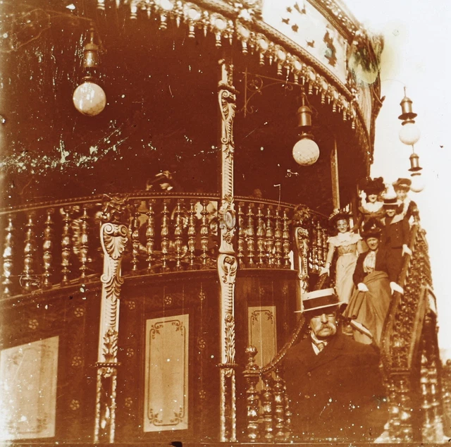 Carrousel Femmes Mode c1910 Photo Stereo Plaque de Verre Vintage V39n