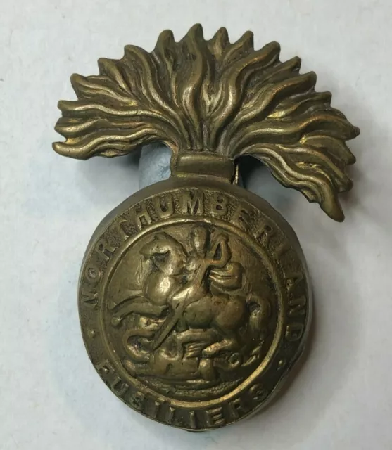 WW1 Nothumberland Fusilers All Brass Economy Cap Badge Original