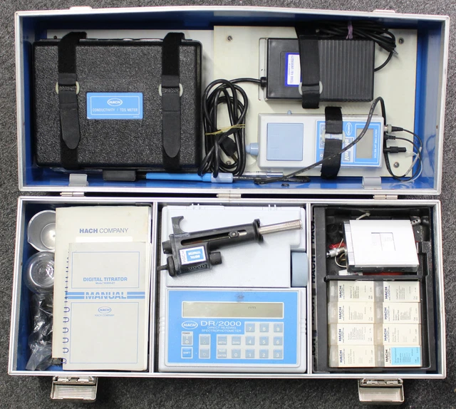 HACH DR/2000 DIRECT Reading Spectrophotometer w/ PH Meter, TDS Meter