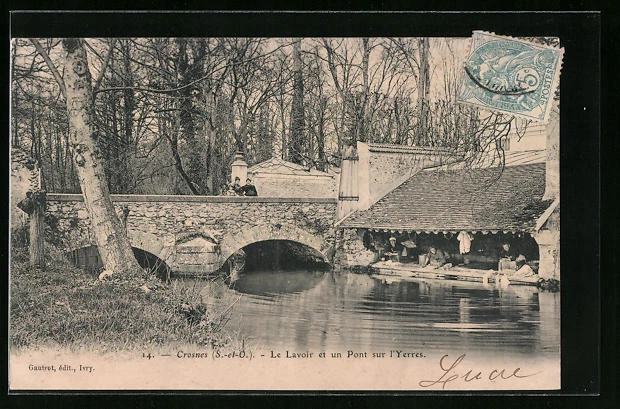 CPA Crosnes, La Lavoir et un Pont sur l'Yerres