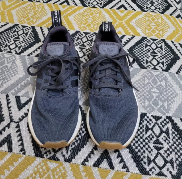 ADIDAS NMD R2 GREY WHITE Boost Trainers MENS Size UK 10