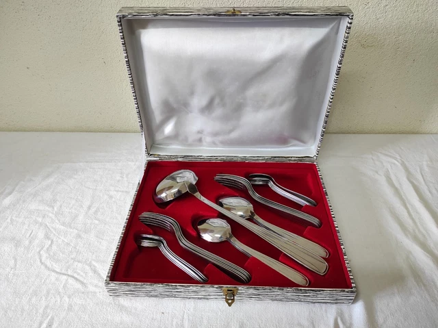 Ménagère 16 Couverts Acier Inoxydable – 4 Personnes – Modèle Perles (occasion Très Bon état)