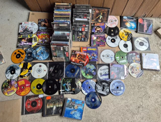 Lot De 86 Jeux Ps1 Et Ps2 Sans Garantie , Certains Sans Boite