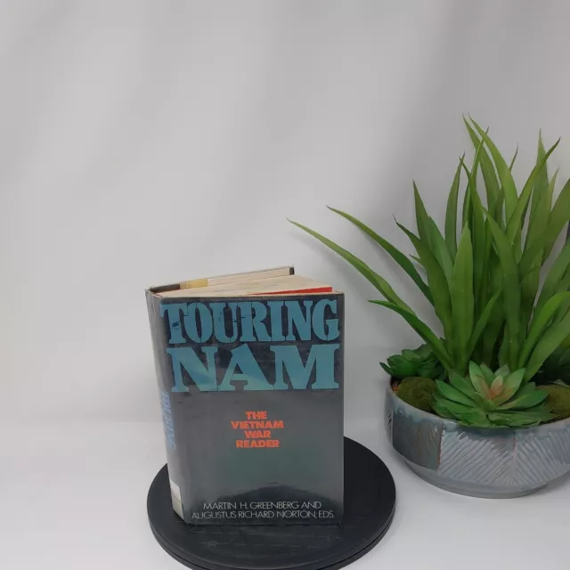 TOURING NAM; The VIETNAM WAR READER,1985,Martin H. Greenberg,1st Ed,DJ