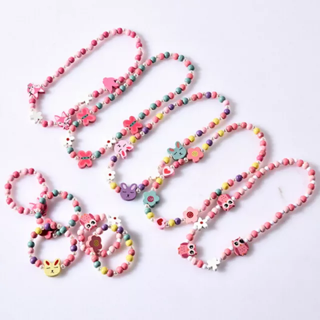 1sets Wooden beaded cartoon animal necklace girl party supply gift B-lk Le