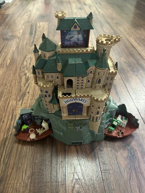 Vintage 2001 Mattel Harry Potter Polly Pocket Hogwarts Castle ONLY (see Details) Vintage 2001 Mattel Harry Potter Polly Pocket Hogwarts Castle ONLY (see Details)