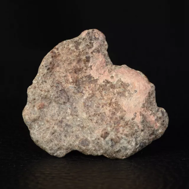 Météorite NWA 14920 de 5,35 g Achondrite Eucrite-mmict  HED Vesta # C020.5-2