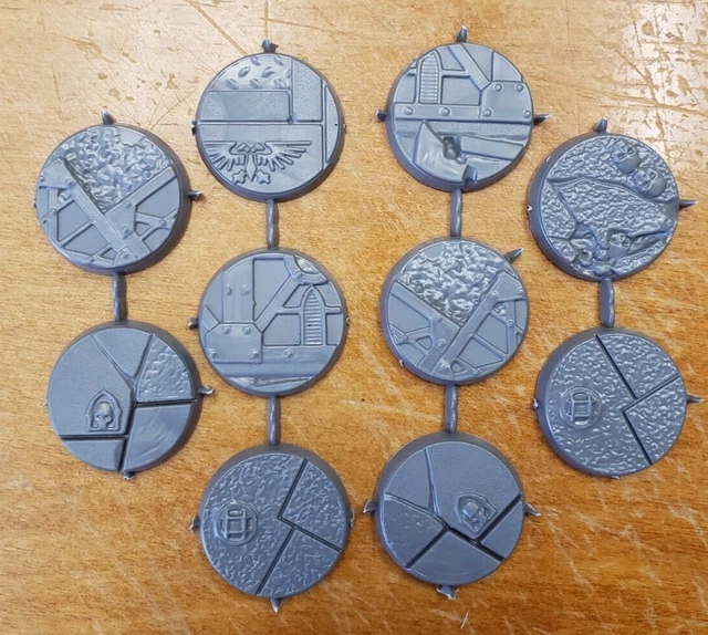 25mm Square Plastic Bases For Warhammer 40k & AoS Miniatures – Choose Quantity (Made In China)-759539