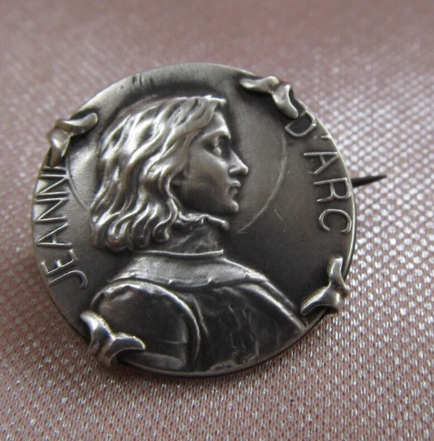 Broche Ancienne Jeanne D'Arc - Vintage - Couleur Argenté