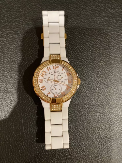 Authentic GUESS White Plastic ROSE Gold-tone 3 dials Watch U13608L1.