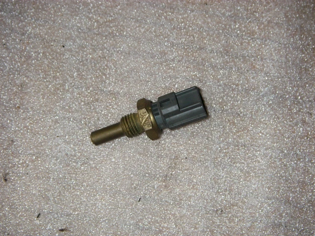 Sonde De Température Thermostat Radiateur Suzuki GSXR 750 (2008-2019) - Neuf - Réf. TH-S-A613