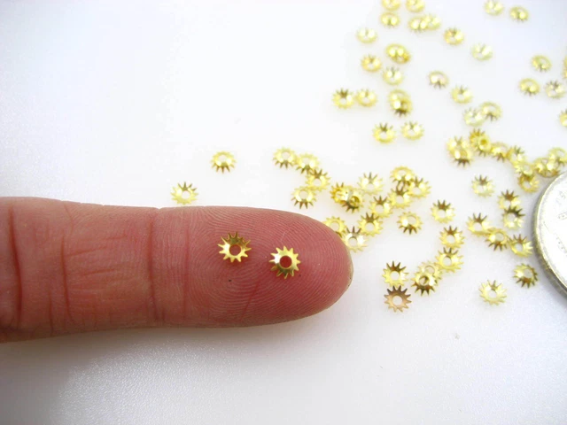 200 pièces 4 mm mignon espaceur de fleurs or perles graines de fleurs plaques récipient