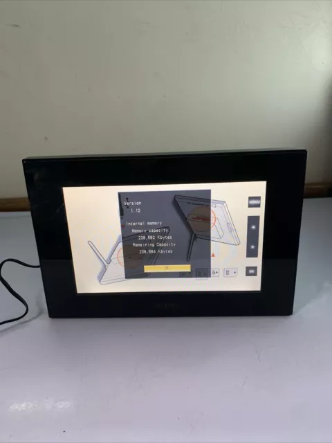 Sony 7" S-Frame Digital LCD Photo Frame DPF-D710