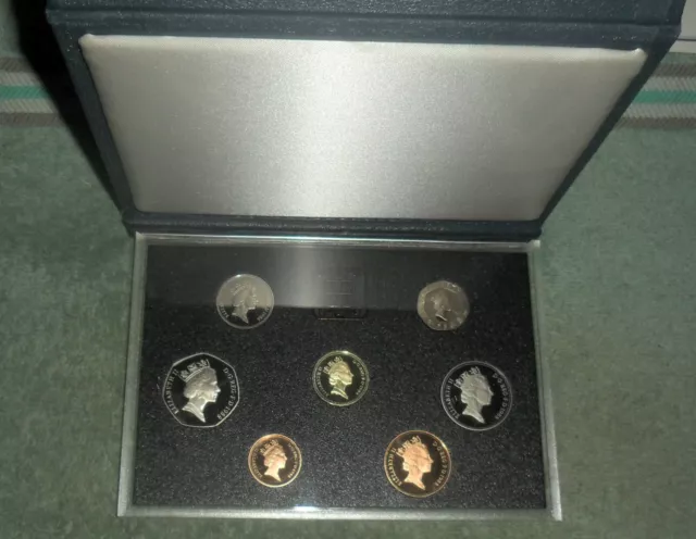 JB RFM 76491 Royal Mint 1988 United Kingdom Proof Coin Collection with Box and C