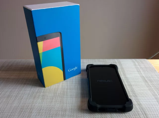 LG Google Nexus 5 D820 16GB Unlocked Smartphone