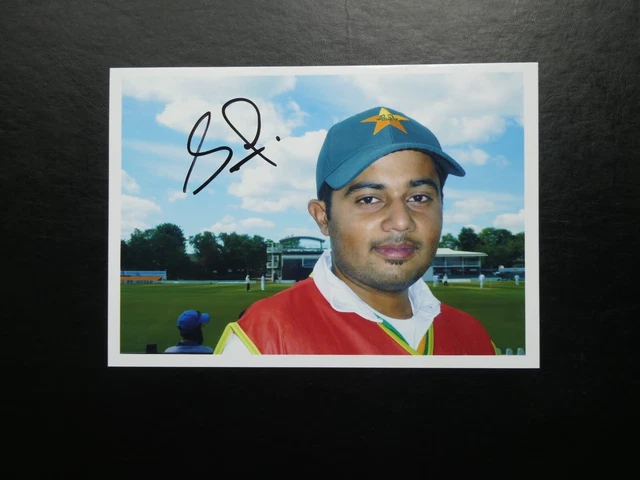 Saud SHAKEEL - PAKISTAN & YORKSHIRE cricket signed 5x7 UNIQUE photo - TEST