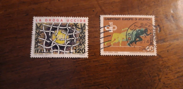 Timbres Italie stamps Italy 1953/1955/1956/1957/1958/1959/1960/1961/1963/1966 12