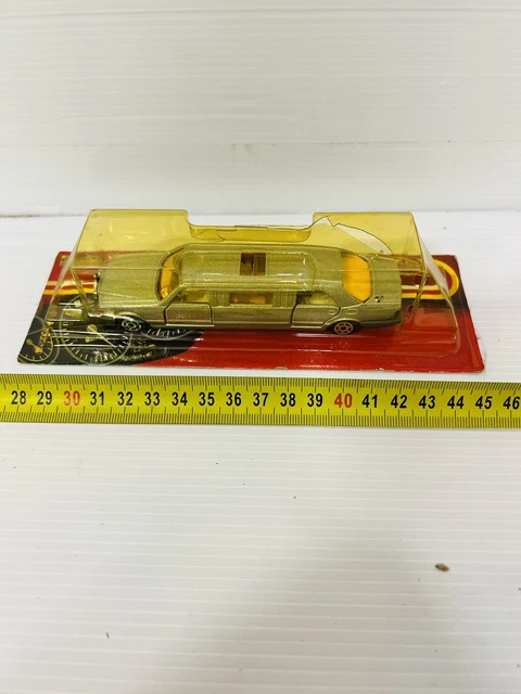 MAJORETTE Série 300 – Lincoln Stretch Limousine Blanche, échelle 1:64, Neuve Sous Boîte