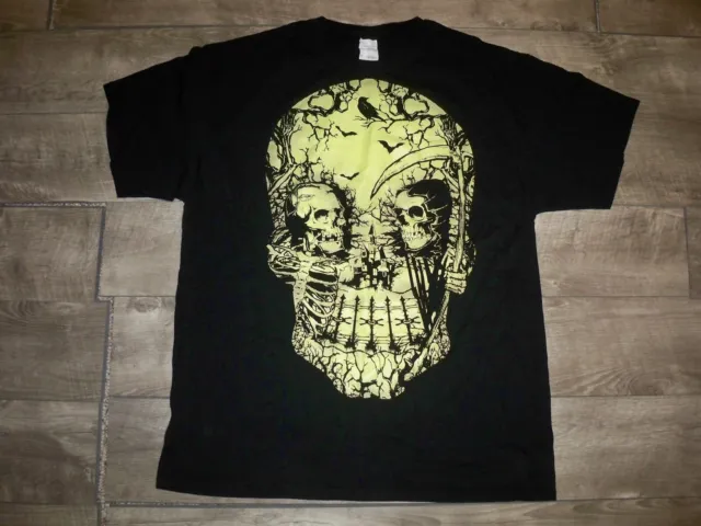 Skull Skulls Punk Rocker Glow in the Dark Print T-shirt Tee Shirt Men's XL Vtg