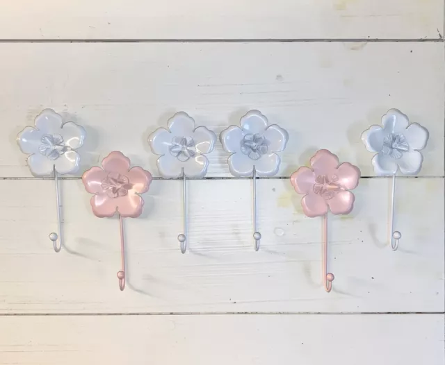 New Shabby Chic Metal Flower Wall Hooks Pink & White Hippy Farmhouse Home Decor