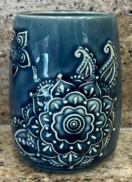 Cynthia Rowley Blue Jacobean Floral Ceramic Toothbrush Holder