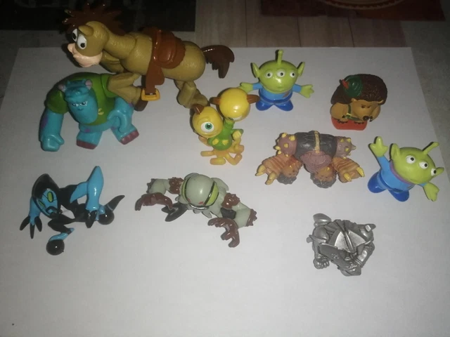 lot de personnages monstres et compagnie ,toy story , gormiti etc...