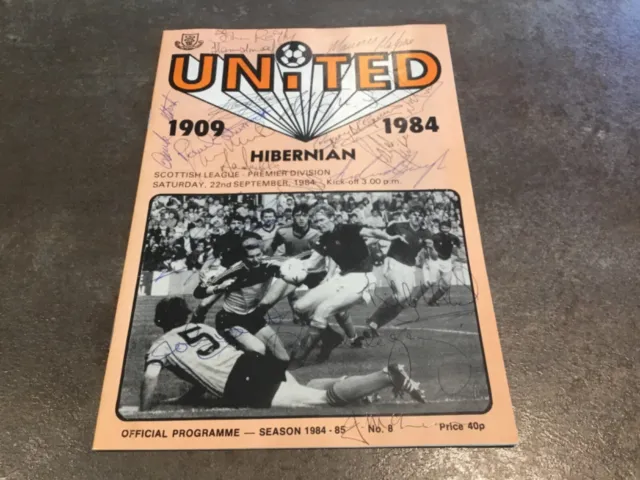 Dundee United v Hibernian 22 September 1984 Fully Autographed