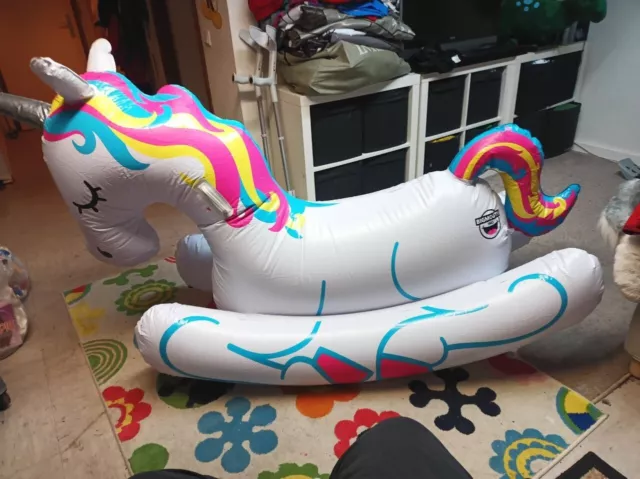 BigMouth Einhorn Schaukeltier Aufblasbares Schaukelpferd / Einhorn US-Import