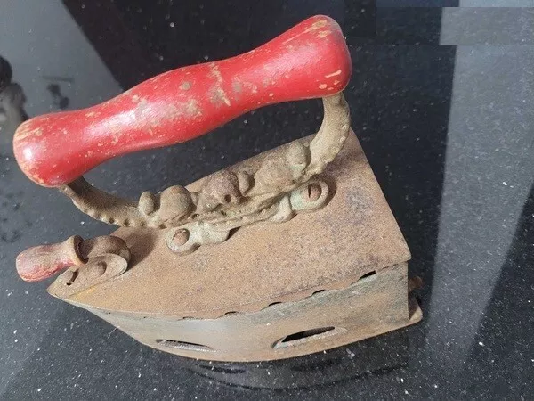 Early 1930s vintage hand forged charcoal iron - VINTAGE & Rare in this condition