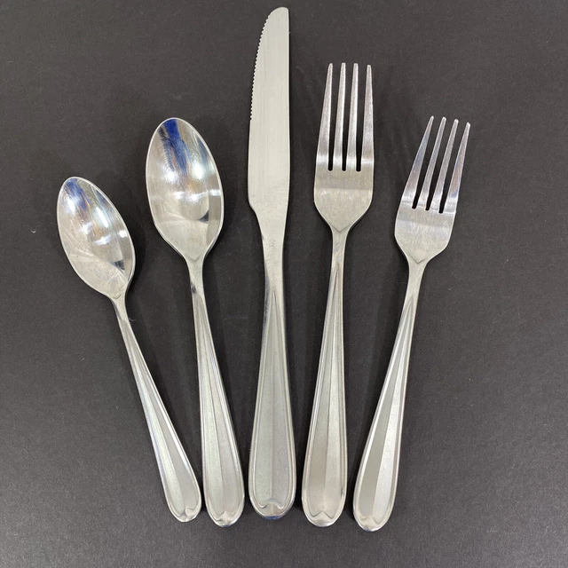 Oneida DYLAN Stainless Flatware Center Ridge Wing Tip 5 Piece Place Setting