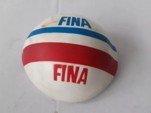 vintage pallone omaggio distributore benzina FINA primi anni 70