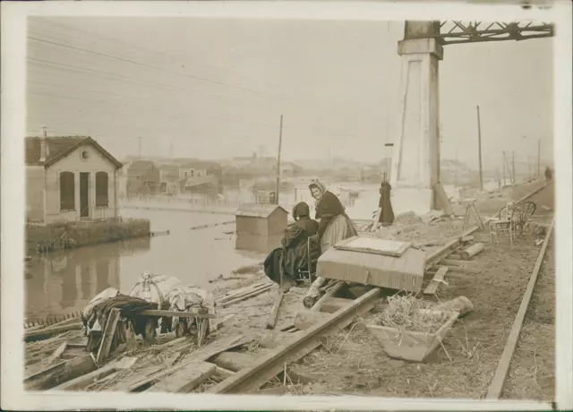 M. Branger, France, Inondations de Janvier 1910 à Maisons-Altfort  Vintage silve