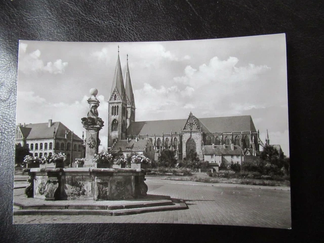 AK Halberstadt Dom vom Süden mit Holzmarktbrunnen um 1966 ungelaufen