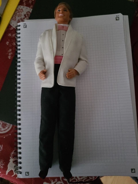 Tenue Vintage KEN Benetton Pilote - Années 1990 - Neuf Pour Poupée Barbie - Mattel Original