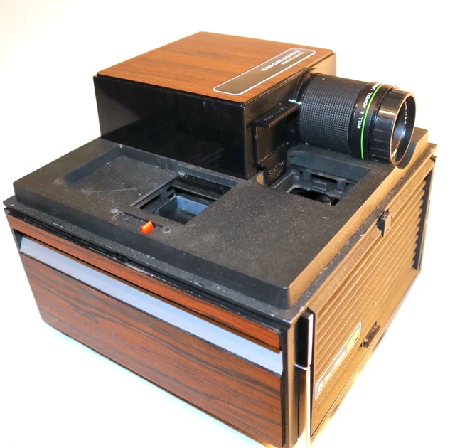 BELL & HOWELL Slide Cube System II Projector RC50 Remote Focus w ...