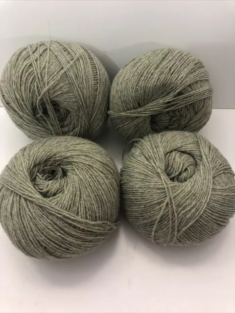 324g British 100% Lambswool Yarn Super Soft Wool Green Tones Knitting Crochet