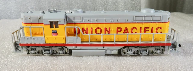 Vintage Bachmann Union Pacific EMD GP-18 Diesel Locomotive - Tested - Smooth