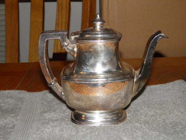 Union Pacific Railroad Dining Car Tea Pot Reed & Barton Silver Soldered Nice