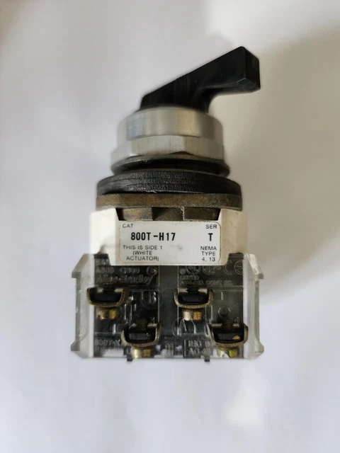 Allen-Bradley 800T-H17 Selector Switch Series T  with (2) 800T-XA Contact Blocks