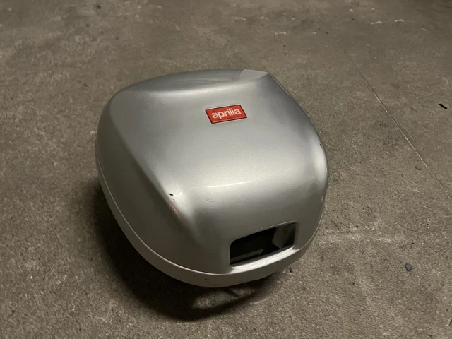 BAULETTO **ORIGINALE*. 28lt APRILIA grigio-argento