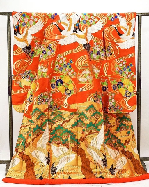 Japanese Kimono Uchikake Luxurious Wedding Pure Silk Oriental paper fan japan