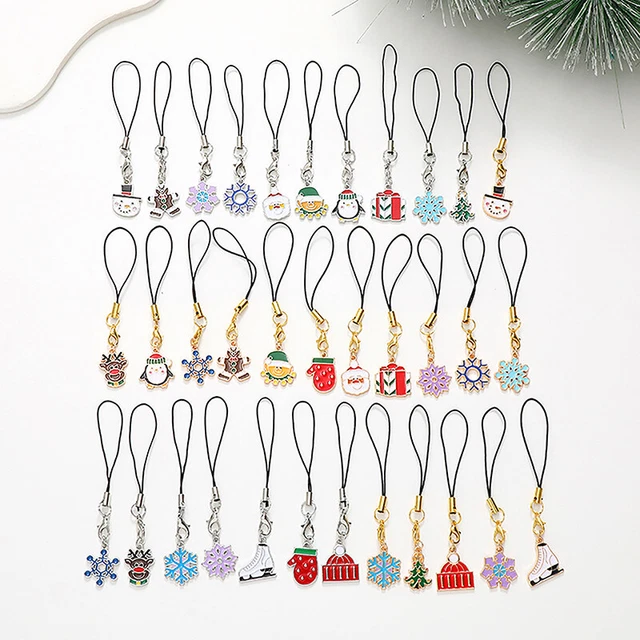 Cute Cartoon Christmas Hanging Chain Metal Pendant Keychain Santa Claus Pendant