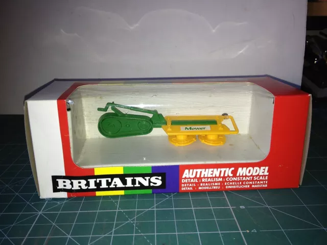 Britains 1/32 Disc Mower (9539) Ver Foto