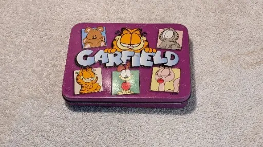 Garfield and Friends Special Edition Collector Tin 2 Full Decks Playing Cards