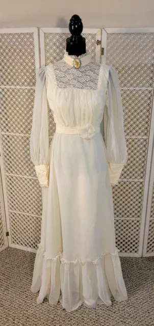 Vintage 1970s Victorian Look Ivory Long Wedding Dress Size Small