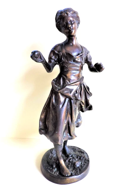 Antigua escultura de bronce estatua francesa de bronce firmada por artista 41 cm de alto