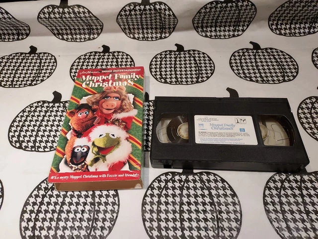 Muppet family christmas vhs uk